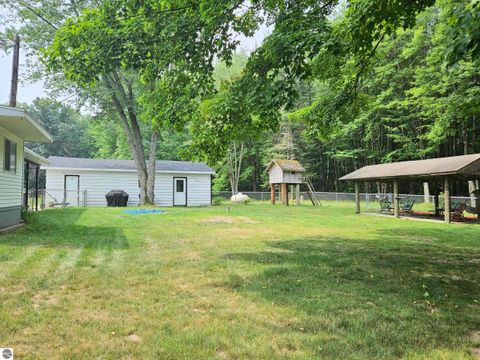 Tiny photo for 4774 S Lachance Road, Lake City, MI 49651 (MLS # 1945887)
