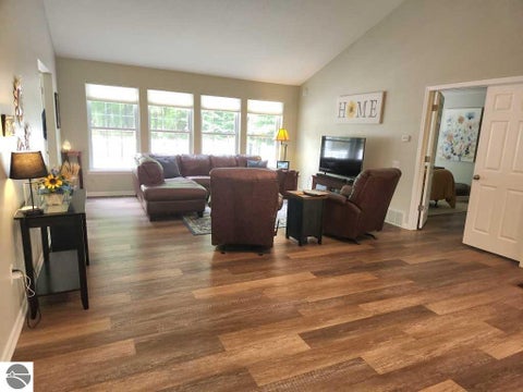 Tiny photo for 3250 Juniper Drive, Farwell, MI 48622 (MLS # 1948884)
