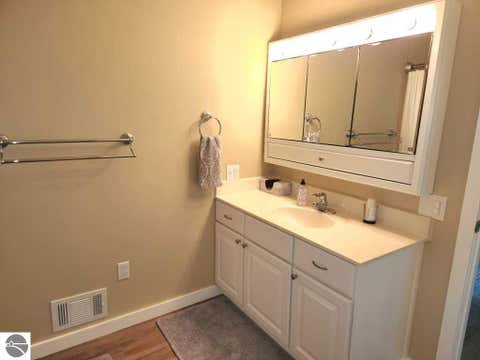 Tiny photo for 3250 Juniper Drive, Farwell, MI 48622 (MLS # 1948884)