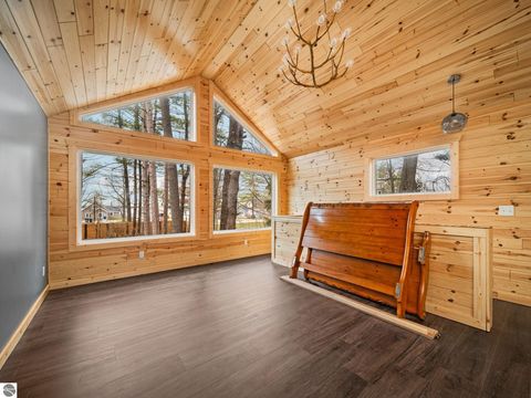 Tiny photo for 602 S King Street, Lake City, MI 49651 (MLS # 1944272)
