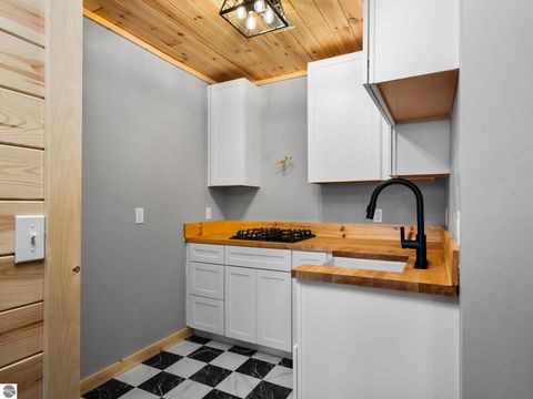 Tiny photo for 602 S King Street, Lake City, MI 49651 (MLS # 1944272)