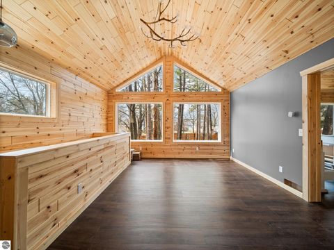 Tiny photo for 602 S King Street, Lake City, MI 49651 (MLS # 1944272)