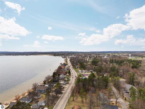 Tiny photo for 602 S King Street, Lake City, MI 49651 (MLS # 1944272)