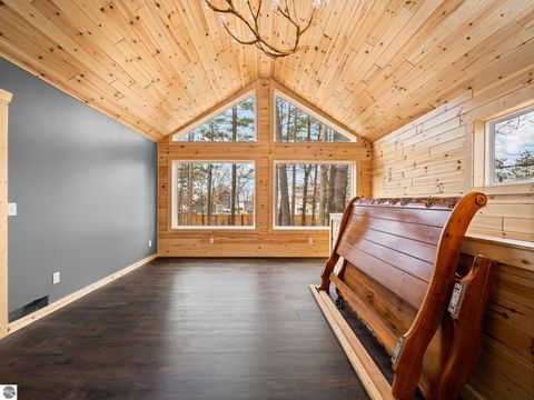 Tiny photo for 602 S King Street, Lake City, MI 49651 (MLS # 1944272)