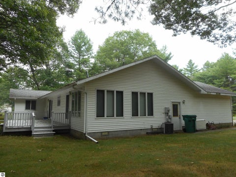 Tiny photo for 1001 Wintergreen Street, East Tawas, MI 48730 (MLS # 1949273)