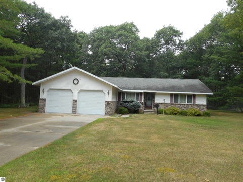 Tiny photo for 1001 Wintergreen Street, East Tawas, MI 48730 (MLS # 1949273)