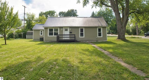 Photo of 212 S State Street, Alma, MI 48801 (MLS # 1951616)