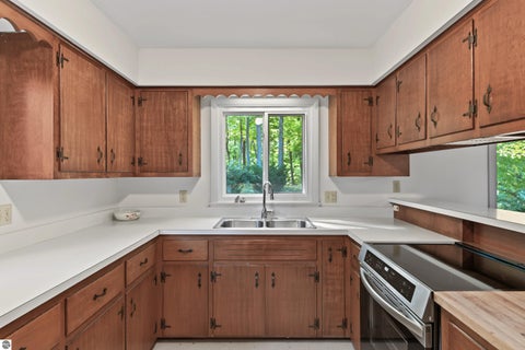 Tiny photo for 8875 N Long Lake Road, Traverse City, MI 49685 (MLS # 1951773)