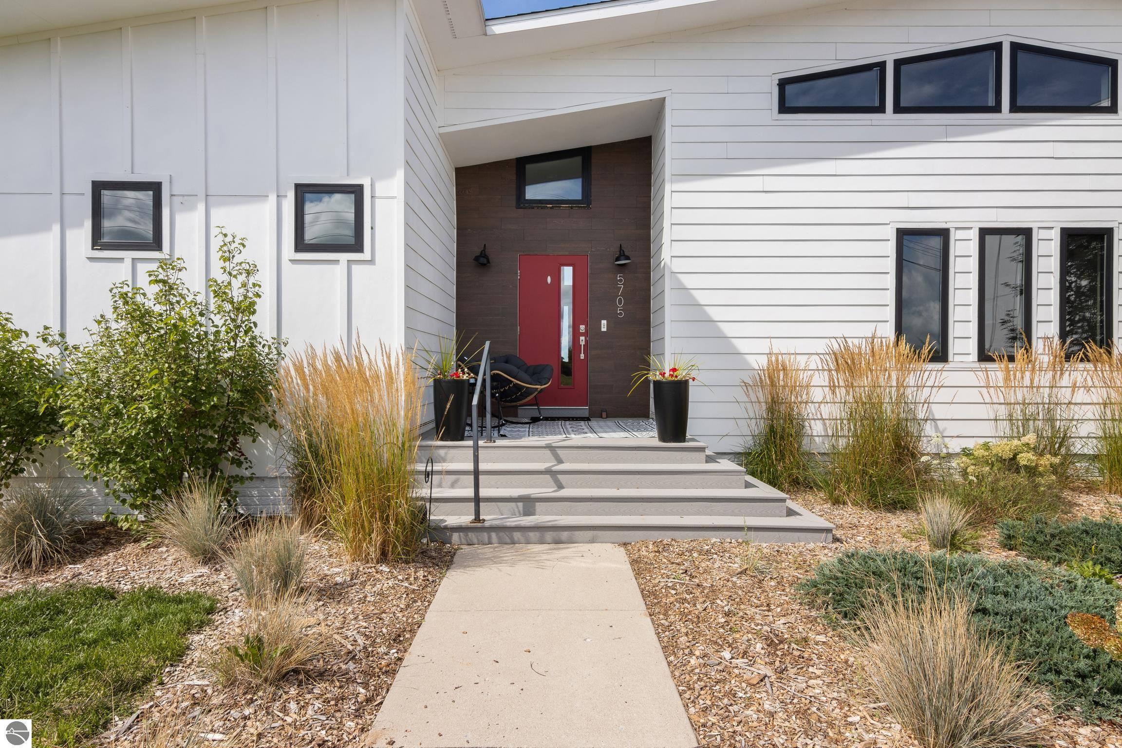 5705 Farrell Road - Photo 2