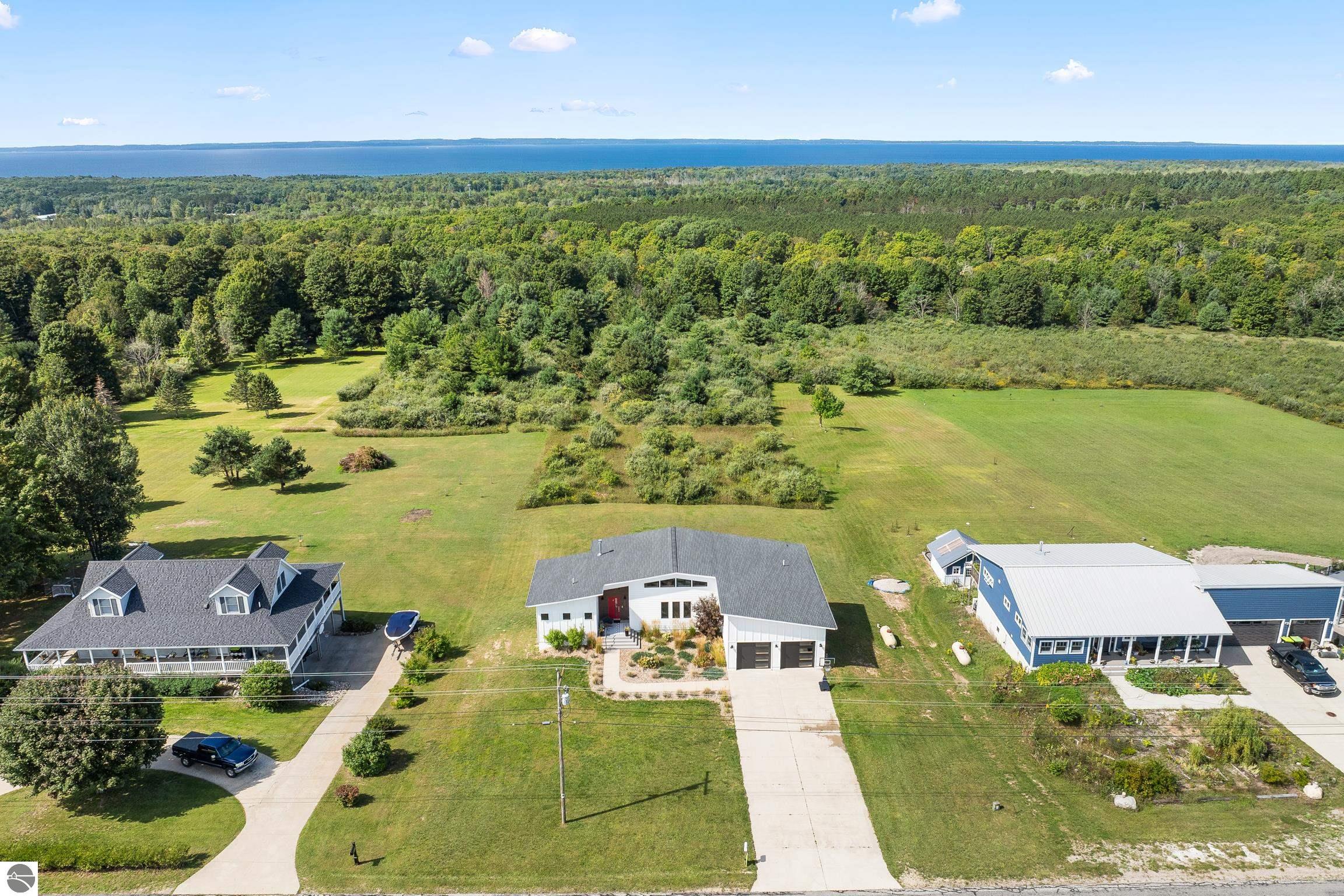 5705 Farrell Road - Photo 4