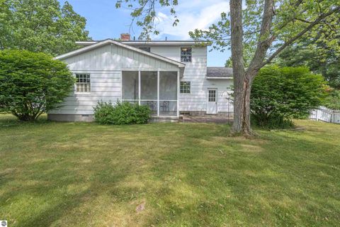 Tiny photo for 424 Crestview Place, Cadillac, MI 49601 (MLS # 1946655)