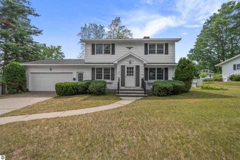 Tiny photo for 424 Crestview Place, Cadillac, MI 49601 (MLS # 1946655)