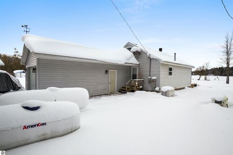 Tiny photo for 2183 Wenonah Trail, Lake City, MI 49651 (MLS # 1942128)