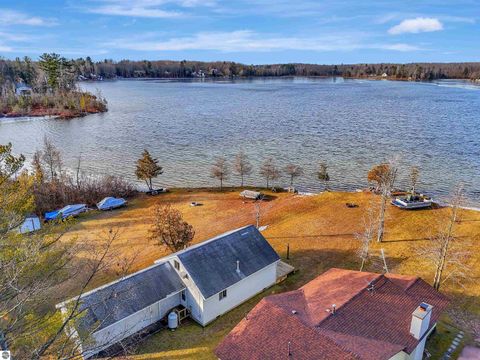 Tiny photo for 2183 Wenonah Trail, Lake City, MI 49651 (MLS # 1942128)