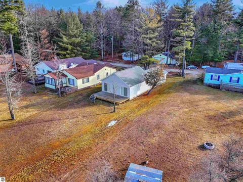 Tiny photo for 2183 Wenonah Trail, Lake City, MI 49651 (MLS # 1942128)