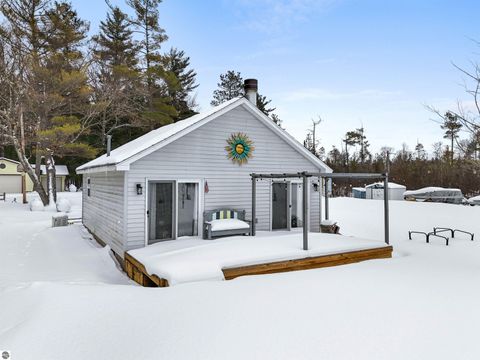 Tiny photo for 2183 Wenonah Trail, Lake City, MI 49651 (MLS # 1942128)