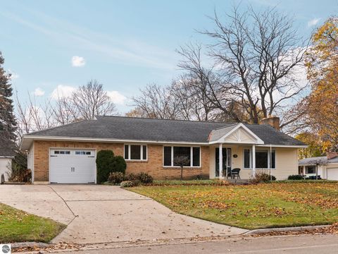 Photo of 109 Boughey Street, Traverse City, MI 49684 (MLS # 1940690)