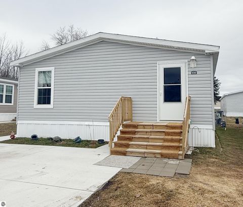 Tiny photo for 1232 Liberty Court, Mt Pleasant, MI 48858 (MLS # 1942846)