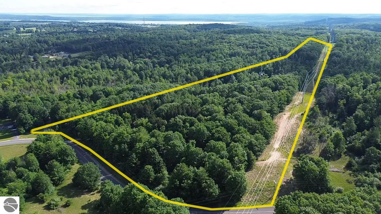 5474 Lackey Rd, Williamsburg, MI, 49690, USA, 3 Bedrooms Bedrooms, ,3 BathroomsBathrooms,Residential,Active,5474 Lackey Rd,1947334