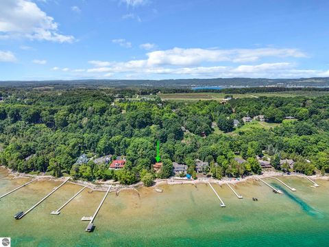 Photo of 1275 S Nanagosa Trail, Suttons Bay, MI 49682 (MLS # 1948165)