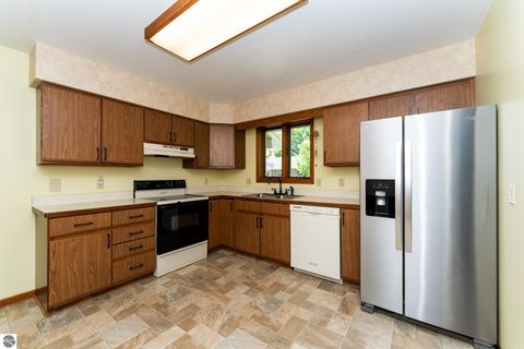 Tiny photo for 240 Peachwood Lane, Mt Pleasant, MI 48858 (MLS # 1945835)