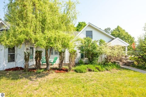 Tiny photo for 903 N Bridge Street, Bellaire, MI 49615 (MLS # 1943552)