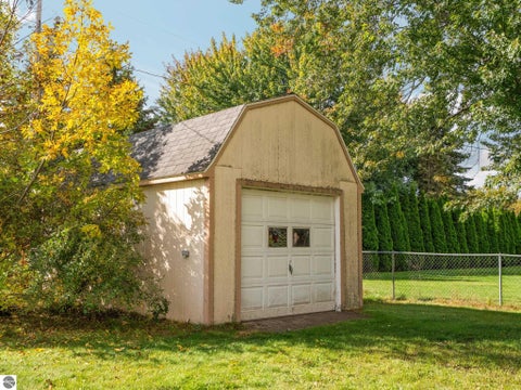 Tiny photo for 5949 Donna Court, Traverse City, MI 49685 (MLS # 1951347)