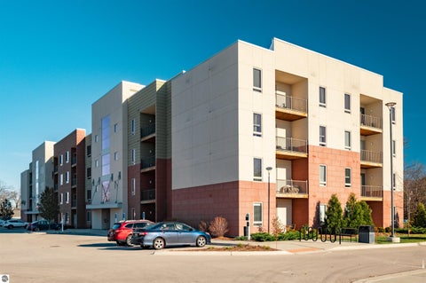 Tiny photo for 630410 Garfield Avenue #410, Traverse City, MI 49686 (MLS # 1950877)