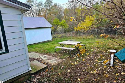 Tiny photo for 602 Olive Street, St Louis, MI 48880 (MLS # 1942765)