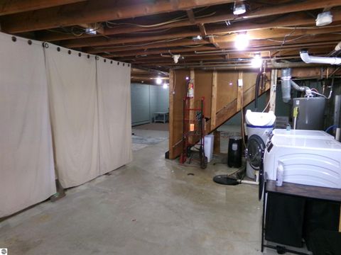 Tiny photo for 1006 Cheesman Road, St Louis, MI 48880 (MLS # 1942183)