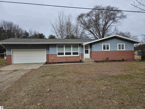 Tiny photo for 1006 Cheesman Road, St Louis, MI 48880 (MLS # 1942183)