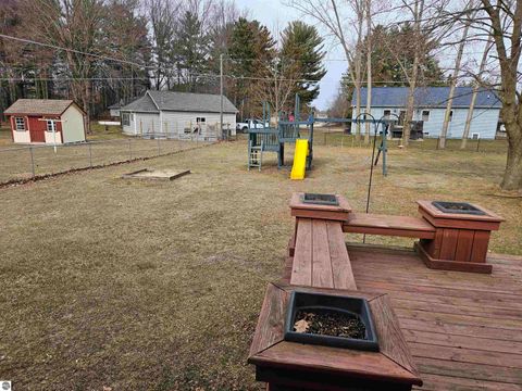 Tiny photo for 1006 Cheesman Road, St Louis, MI 48880 (MLS # 1942183)