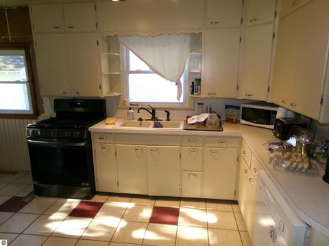 Tiny photo for 126 N Ithaca Street, Ithaca, MI 48847 (MLS # 1944621)