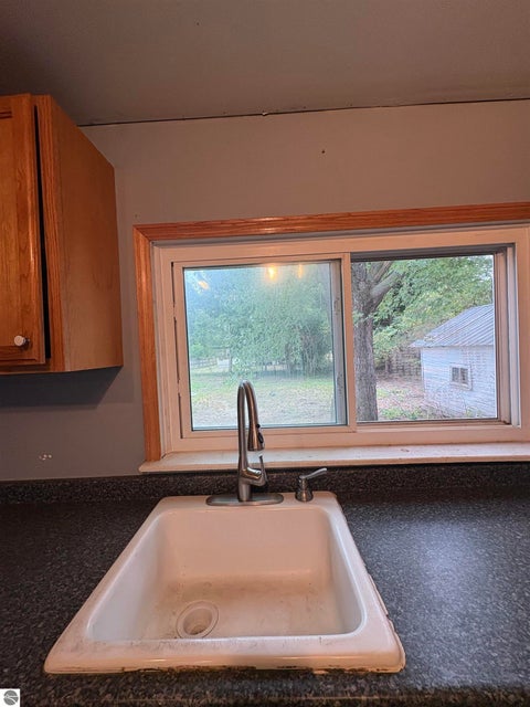 Tiny photo for 915 W Broadway Street, Mt Pleasant, MI 48858 (MLS # 1949940)