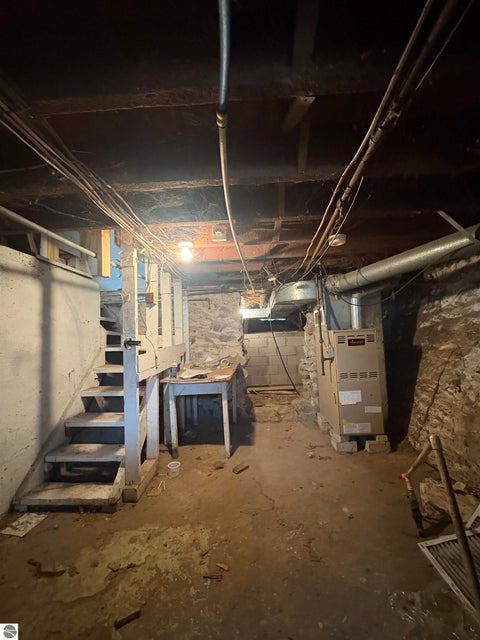 Tiny photo for 915 W Broadway Street, Mt Pleasant, MI 48858 (MLS # 1949940)