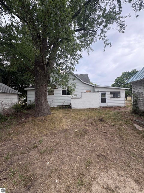 Tiny photo for 915 W Broadway Street, Mt Pleasant, MI 48858 (MLS # 1949940)