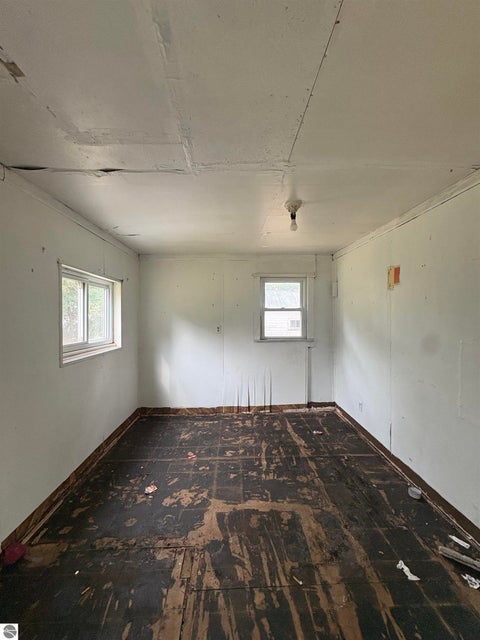 Tiny photo for 915 W Broadway Street, Mt Pleasant, MI 48858 (MLS # 1949940)