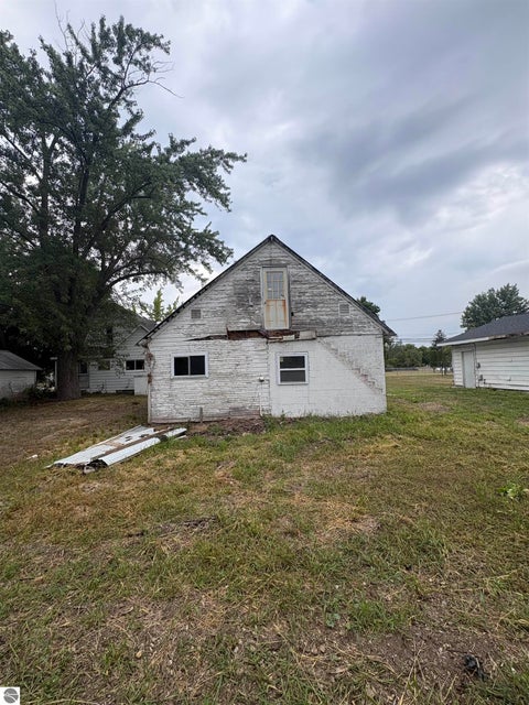 Tiny photo for 915 W Broadway Street, Mt Pleasant, MI 48858 (MLS # 1949940)