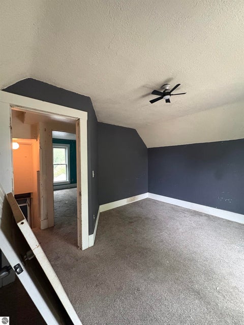 Tiny photo for 915 W Broadway Street, Mt Pleasant, MI 48858 (MLS # 1949940)