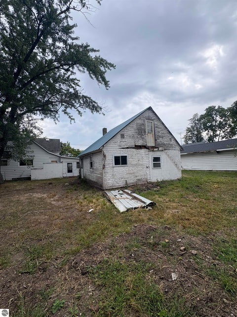 Tiny photo for 915 W Broadway Street, Mt Pleasant, MI 48858 (MLS # 1949940)