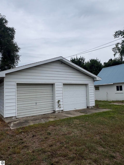 Tiny photo for 915 W Broadway Street, Mt Pleasant, MI 48858 (MLS # 1949940)
