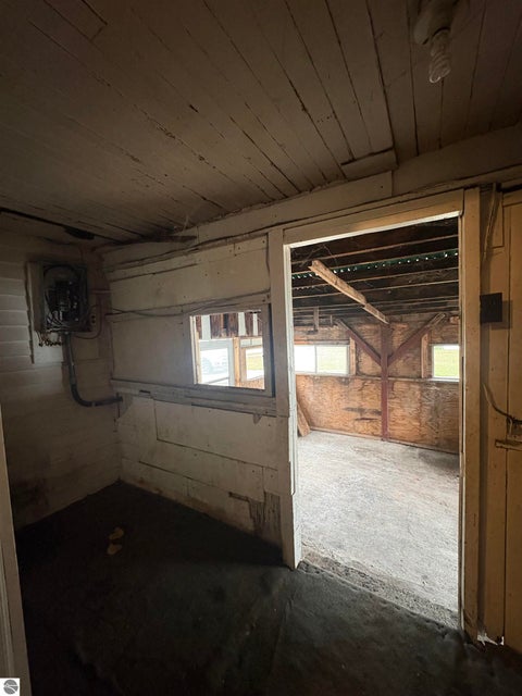 Tiny photo for 915 W Broadway Street, Mt Pleasant, MI 48858 (MLS # 1949940)