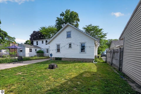 Tiny photo for 3321 Court Street, Saginaw, MI 48602 (MLS # 1946180)