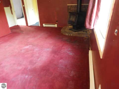 Tiny photo for 4075 N Markey Road, Roscommon, MI 48653 (MLS # 1947044)