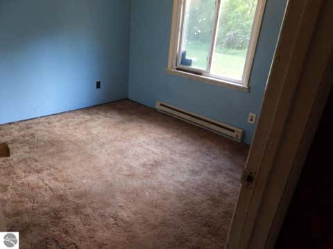 Tiny photo for 4075 N Markey Road, Roscommon, MI 48653 (MLS # 1947044)