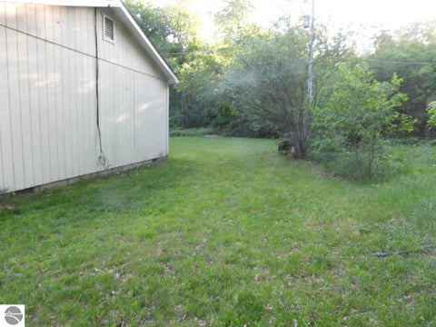 Tiny photo for 4075 N Markey Road, Roscommon, MI 48653 (MLS # 1947044)