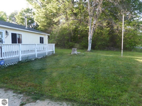 Tiny photo for 4075 N Markey Road, Roscommon, MI 48653 (MLS # 1947044)