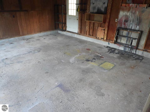 Tiny photo for 4075 N Markey Road, Roscommon, MI 48653 (MLS # 1947044)