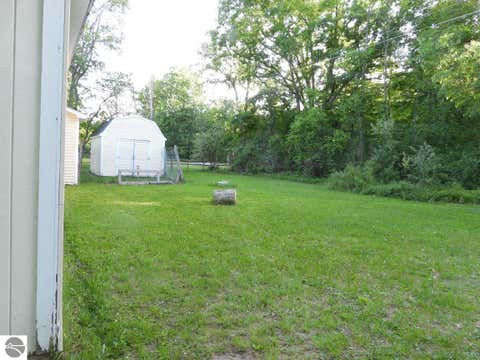 Tiny photo for 4075 N Markey Road, Roscommon, MI 48653 (MLS # 1947044)