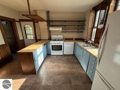 Tiny photo for 424 Center Street, Alma, MI 48801 (MLS # 1948026)